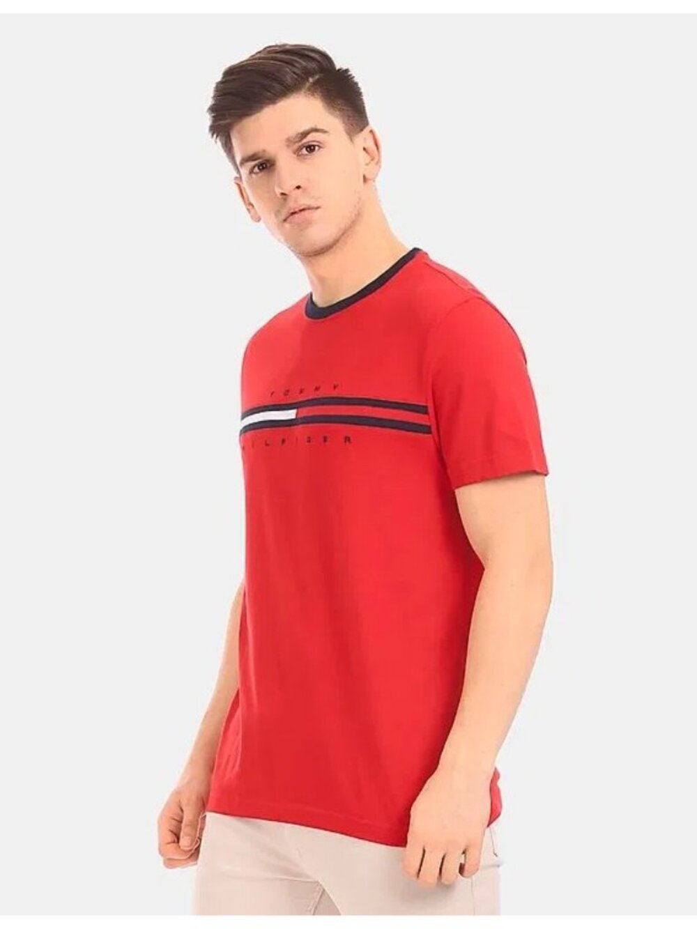 Tommy Hilfiger T-Shirt Size XL Red Crewneck 100% Cotton Stripe Logo Short Sleeve - Picture 3 of 15